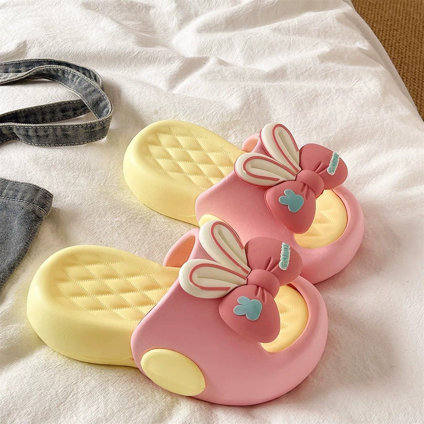 Cute Bow Rabbit Ear Platform S - огляд і ціна Cotton Candy Cone
